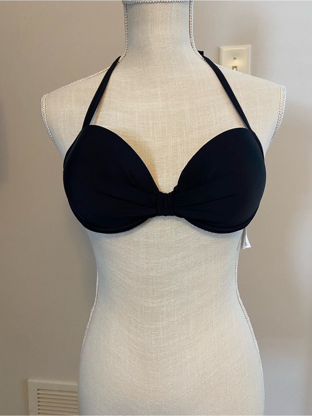 Cupshe Black Womens' Two-Piece Swimwear with Twist Front - Picture 7 of 10